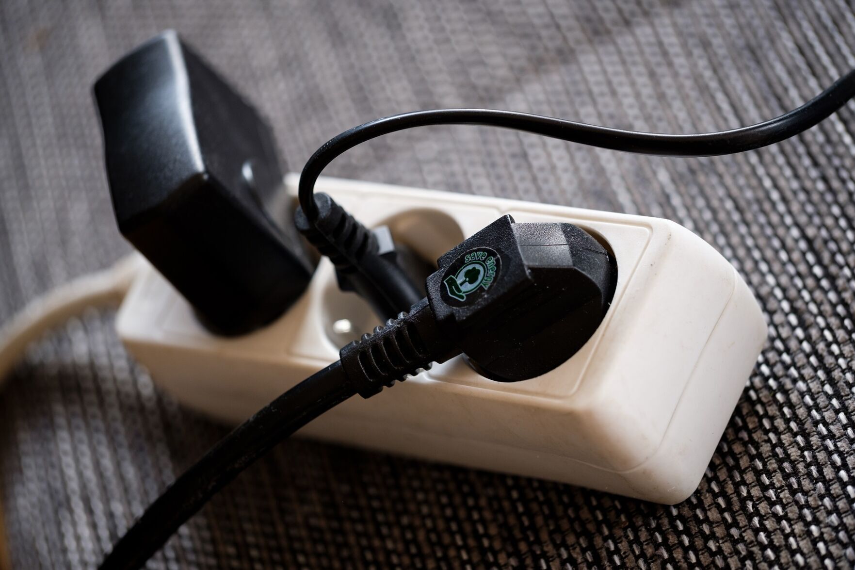 Disconnect devices that do not need to be connected